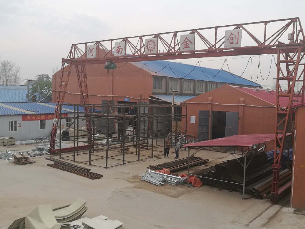 河南金創(chuàng)2017新款1200T冷卻塔廠(chǎng)區(qū)試裝